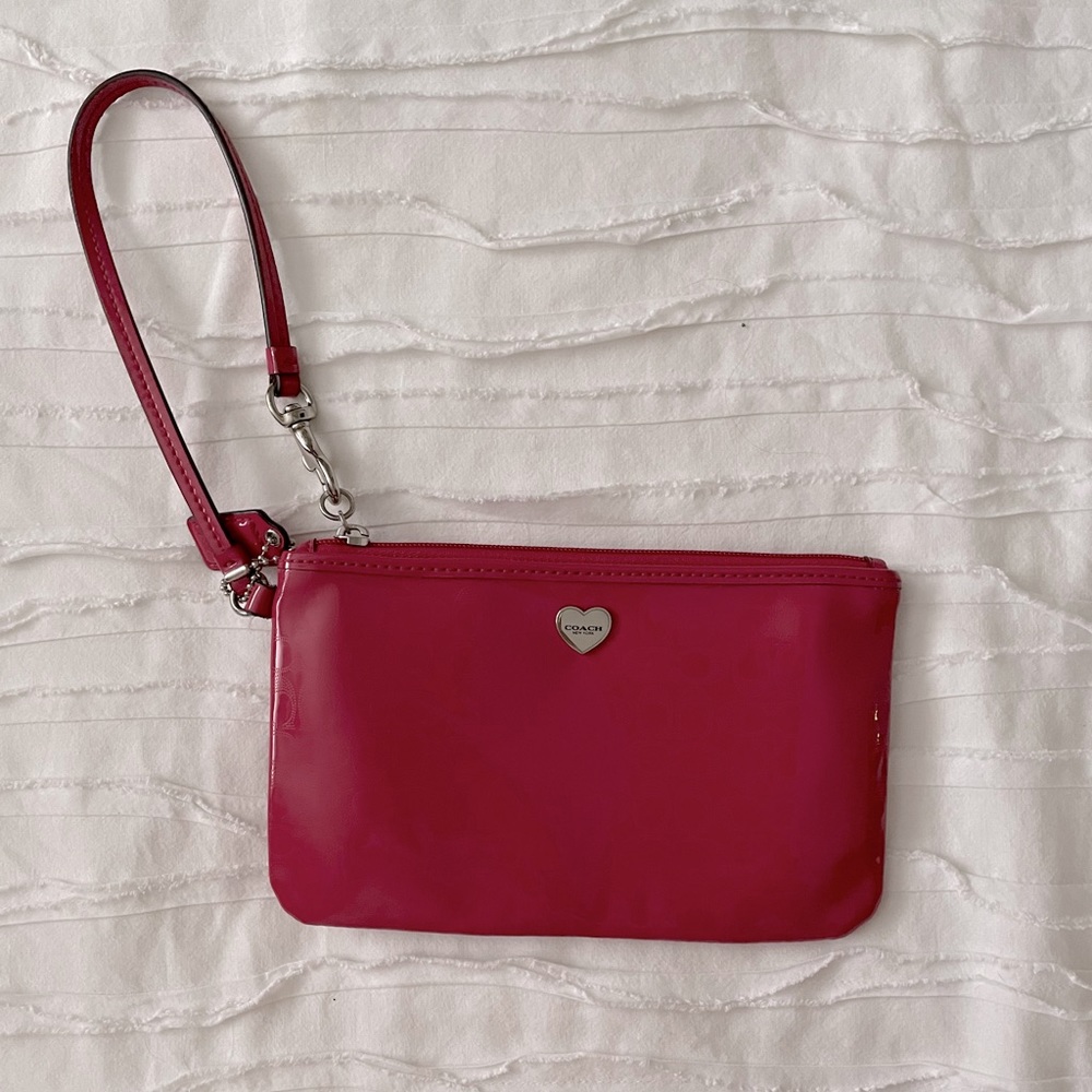 Coach Wristlet - Magenta